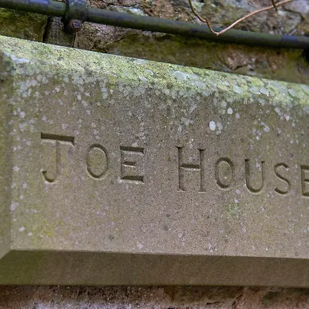 Joe House Hébergement de vacances *